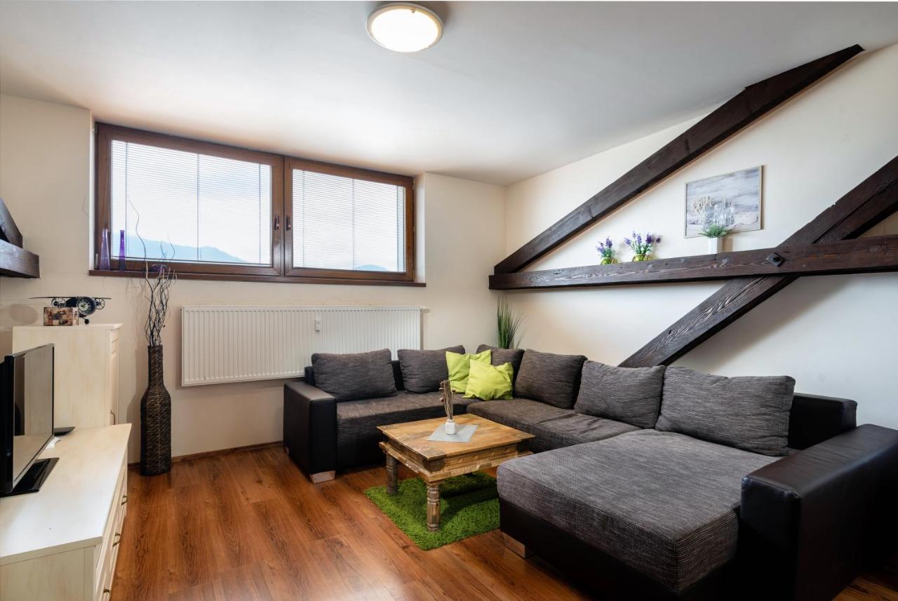 Apartments Sofia Plus Liptovský Mikuláš エクステリア 写真